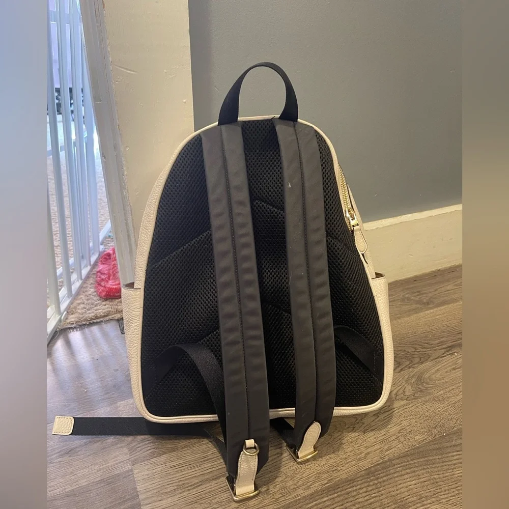 Coach backpack - Picture 3 of 8